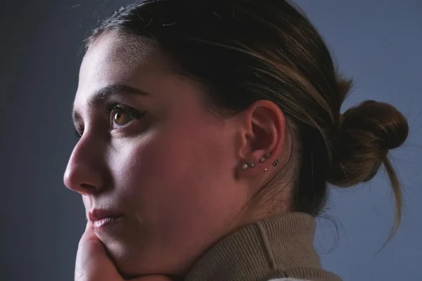 Piercing au tragus : tout ce qu’il faut savoir avant de se lancer
