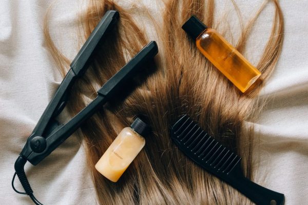 Lissage coréen : pour quels cheveux et quelles différences avec le brésilien ?