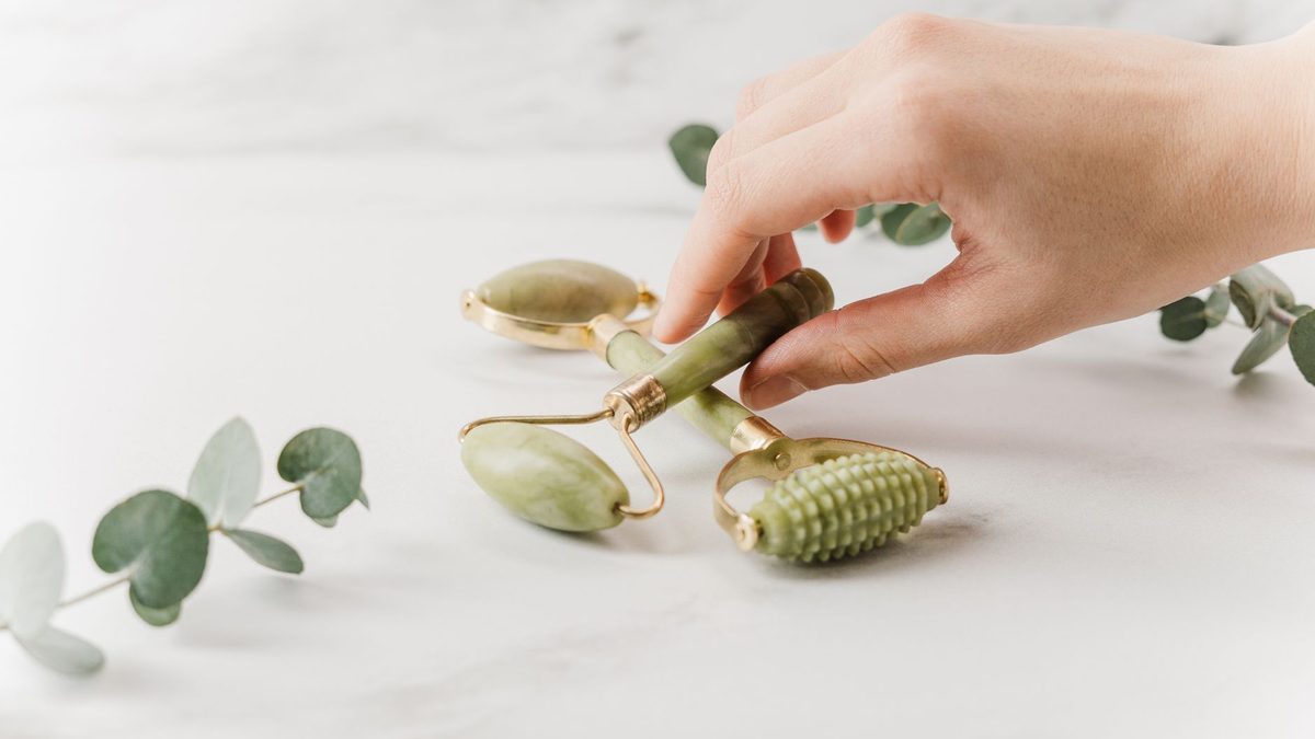 Roll-on jade : comment l’utiliser et ce qu’il peut vraiment apporter à la peau