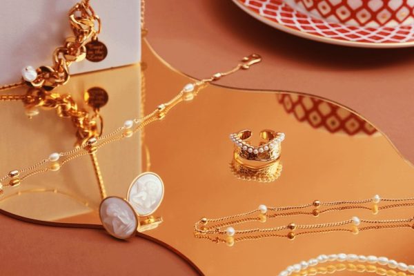 Bague camée : histoire, signification et idées pour la porter aujourd’hui