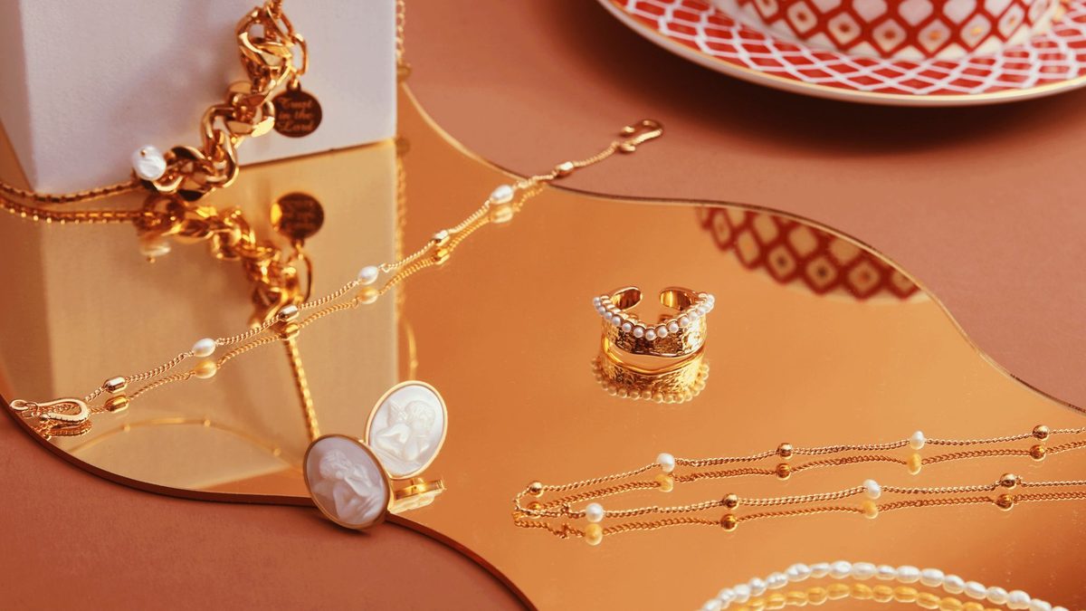 Bague camée : histoire, signification et idées pour la porter aujourd’hui