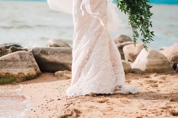 Robe de mariée bohème : matières, coupes et détails qui font la différence